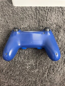 Playstation 4 Slim 500 GB + 2x Dualshock + FIFA 2016 - 4