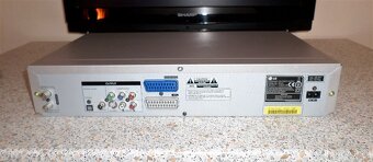 📼>📀VHS-DVD rekordér LG RC278 - 4