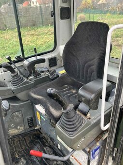 Takeuchi TB216 V4 najvyššia výbava naklapacia hlavica - 4