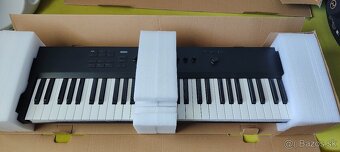 Native Instruments Komplete Kontrol A61 MIDI keyboard - 4