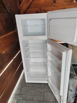 Chladnička s mrazničkou - 4