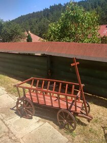 Krásne zrenovované záhradné vozíky - 4