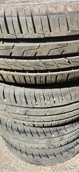 195/65R15 - 4
