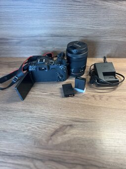 Canon EOS RP + RF 24-105 f/4-7.1 IS STM - 4