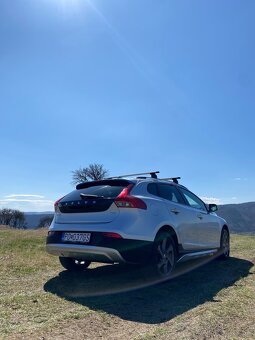 Volvo V40 Cross Country D2 Momentum Pro, Top stav. - 4
