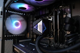Herný PC, Ryzen 7 9700X, RX 7800 XT, 32GB RAM, SSD, 24m - 4
