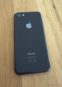 Apple iPhone 8 64Gb - 4
