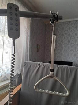 Polohovatelná posteľ - 4