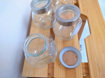 4x VACSIE nove korenicky cena spolu - 4
