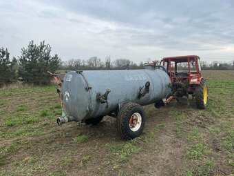 Predám fekálny voz BAUER V30SV - 3000 litrov - 4