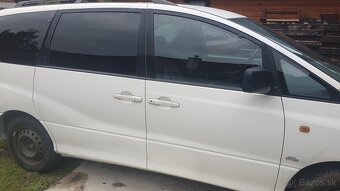 Predám Toyota Previa d4d r.v 2001.REZERVOVANE - 4