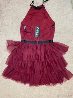 Krátke spoločenské šaty, veľ M - 4