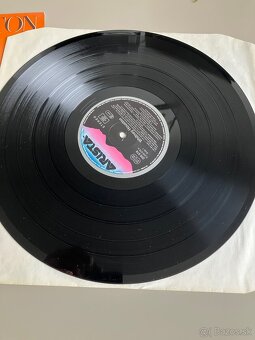 LP Whitney Houston - Whitney Houston - 4