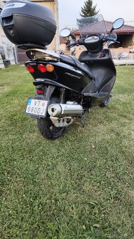Yamaha Majesty 125 - 4