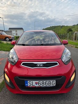 Kia Picanto 1.0 - 4
