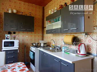 Slnečný 3 Izbový byt, 65 m2, balkón, širšie centrum, Levice - 4