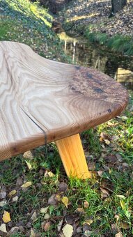 Konferenčný stolík z masívneho dreva - 4