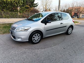 Toyota Auris 1,33 Benzín-67500 km - 4
