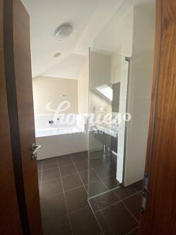 PRENÁJOM 4 izbový byt priamo v centre Nitry - 4