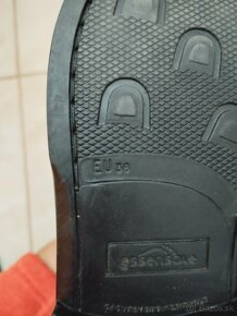 3 x Jazdecké perka - 4