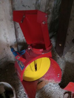 Sneźnä fréza a radlica - 4