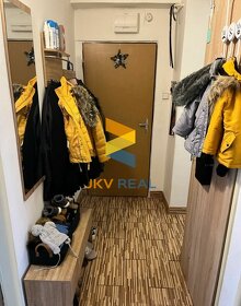 JKV REAL | Ponúkame na predaj veľký 3 izbový byt na Hlbokej  - 4
