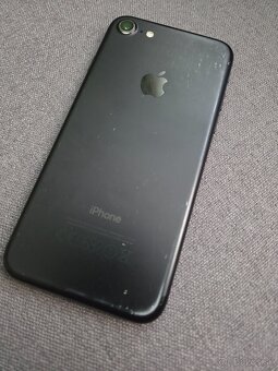 Iphone 7 čierny používaný plne funkčný 32g - 4
