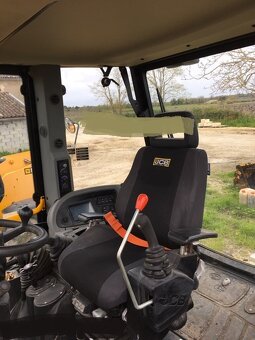 JCB 3CX - 4