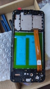 SAMSUNG Galaxy A20 (SM-A205F) - IN-CELL LCD DISPLEJ - 4