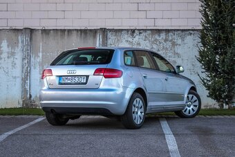 Audi A3 Sportback 1.6 Ambition - 4