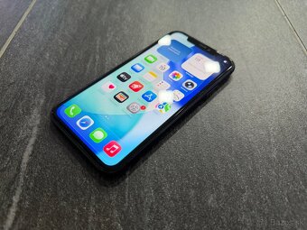 Apple iPhone 11 64 GB Black - 4