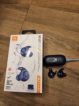 JBL Reflect Aero TWS modrá - 4