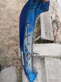 Zadné krídlo na Subaru Impreza - 4