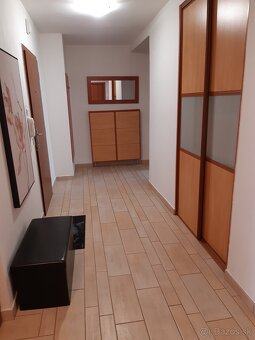 Do prenájmu veľký 105 m2 byt blízko Centra PARK ANGELINUM - 4