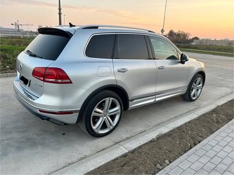 Predám VW Touareg 2 facelift R-line - 4