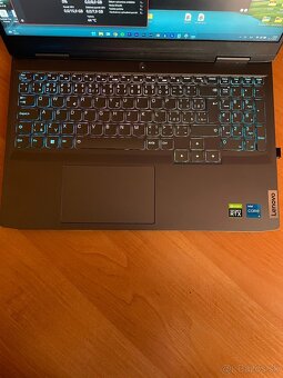 Lenovo LOQ 16IRH8 - 4