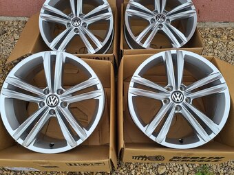 5x112 R18 VW Tiguan R line Sebring orig.Top - 4