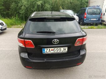 Toyota Avensis 2.0d automat - 4