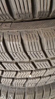 Predám zimný set 15"-5x100+185/60r15 Barum90% - 4