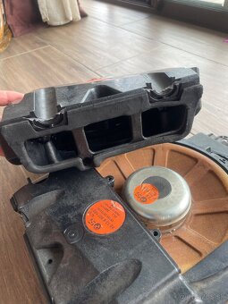 Subwoofer BMW - 4