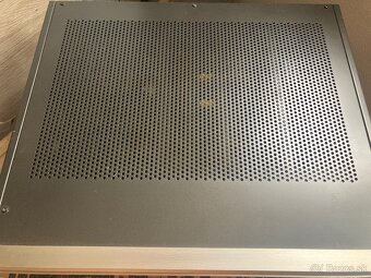 Accuphase C-240 - 4