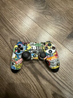 Playstation 4 - 4