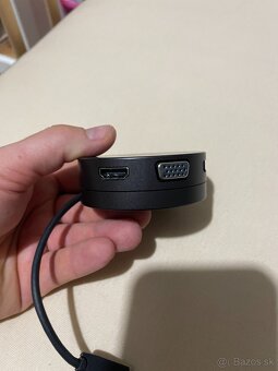 dokovacia stanica Dell Mobilný adaptér USB-C – DA300 - 4