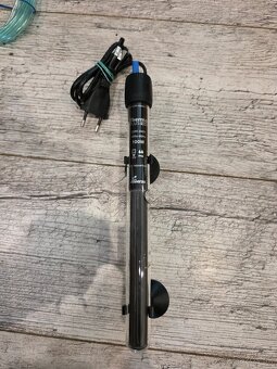 AKVÁRIUM KOMPLET SO VŠETKÝM - 4