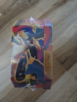 Mega charizard Y ex tin - 4