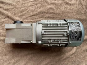 Motor s prevodovkou Lenze GKR03-2M HAR 071C42 - 4