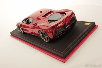 Ferrari SF90 Stradale | MR Collection 1/18 - 4