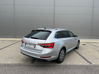 SKODA SUPERB COMBI STYLE FACELIFT 2.0TDi 2021 - 4
