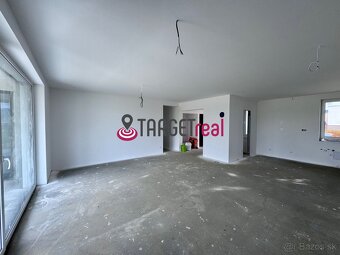 TOP: Exkluzívna novostavba 4 izbového rodinného domu s garáž - 4