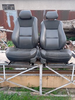 Predám autosedačky Saab 95 - 4